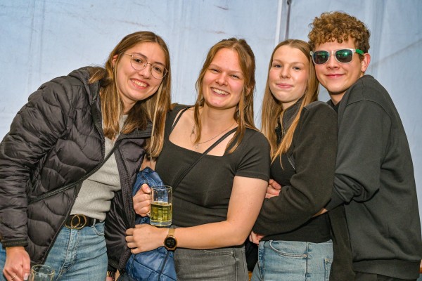 pfingstfest nedden