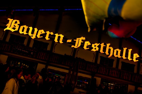 bayernfesthalle fr