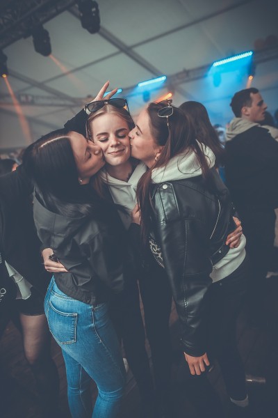 211p2a6993