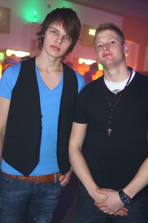 0008