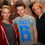 037