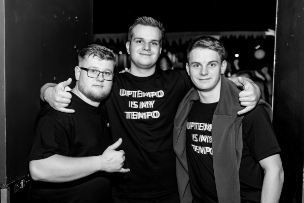 ta toeff krachnachten