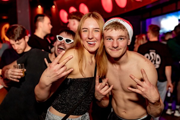 ta toeff krachnachten