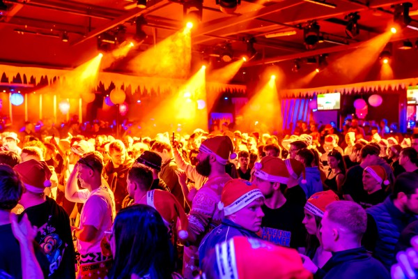 ta toeff krachnachten