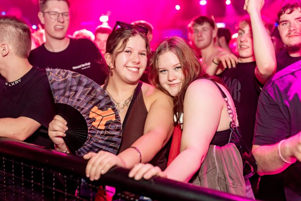 ta toeff krachnachten