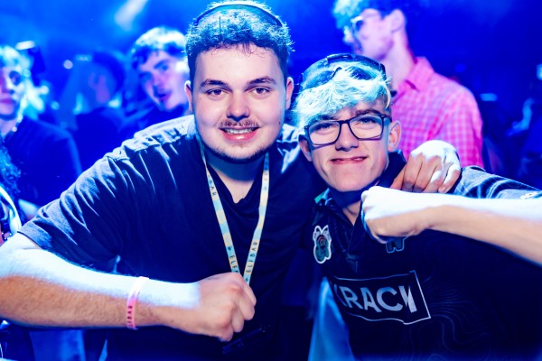 ta toeff krachnachten