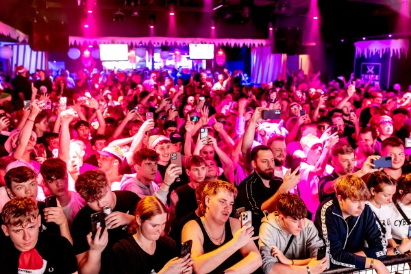 ta toeff krachnachten