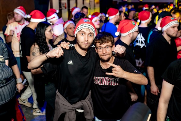 ta toeff krachnachten