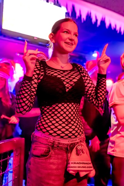 ta toeff krachnachten