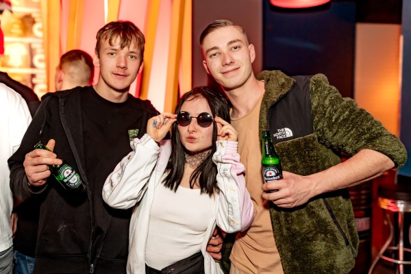 ta toeff krachnachten