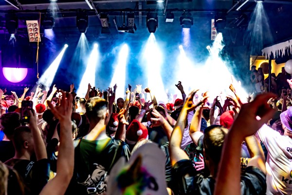 ta toeff krachnachten