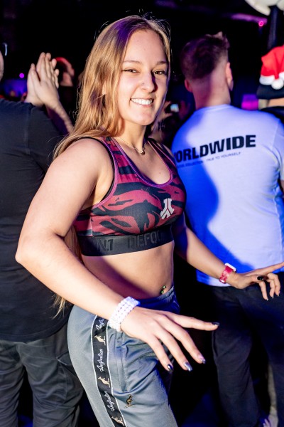 ta toeff krachnachten