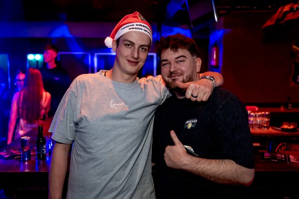 ta toeff krachnachten