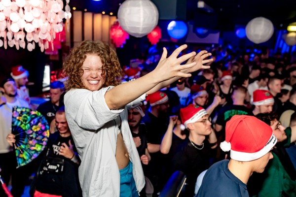 ta toeff krachnachten