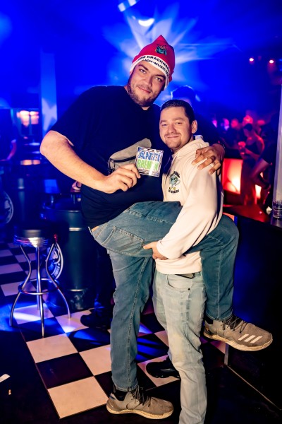 ta toeff krachnachten