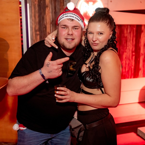 ta toeff krachnachten