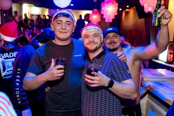 ta toeff krachnachten