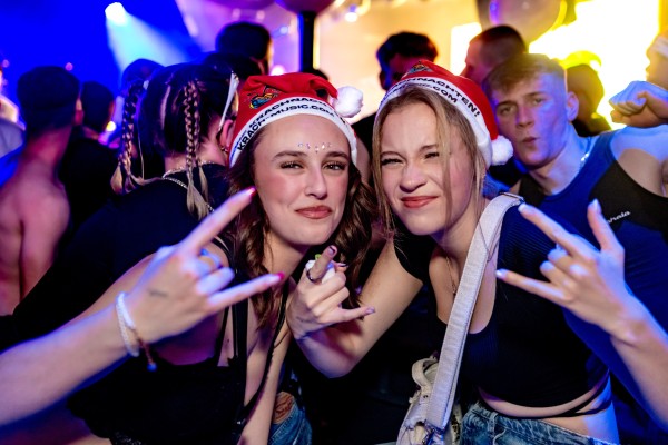 ta toeff krachnachten