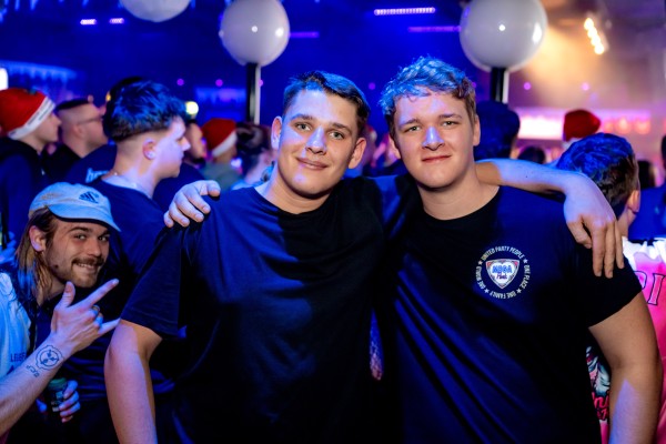 ta toeff krachnachten