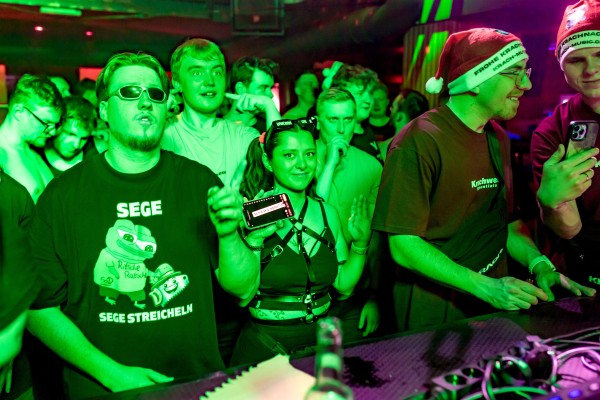 ta toeff krachnachten