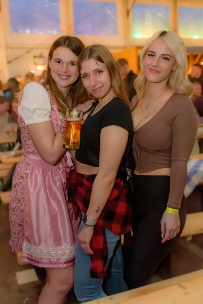 bayernzelt bayernzelt