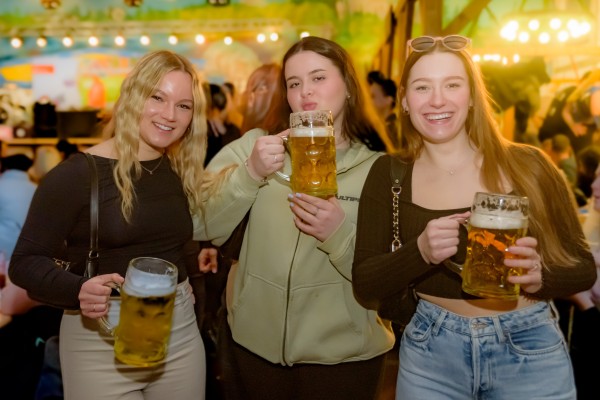 bayernzelt bayernzelt