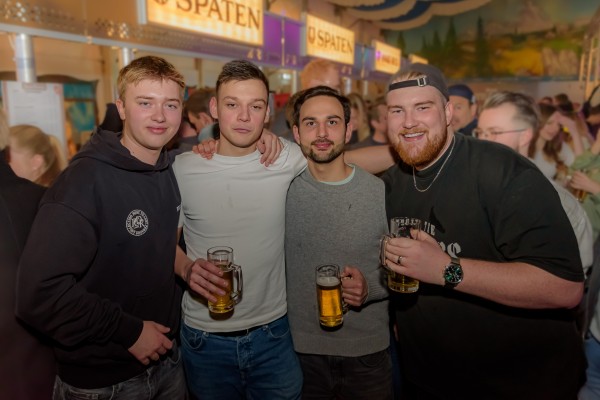 bayernzelt bayernzelt
