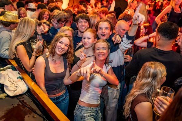bayernzelt freitag