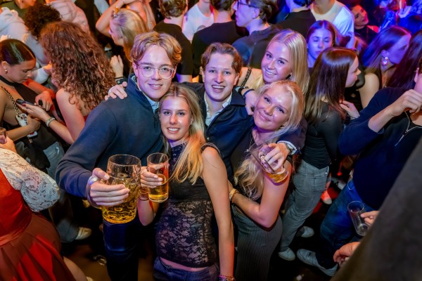 bayernzelt freitag
