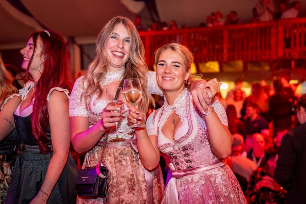 bayernzelt freitag