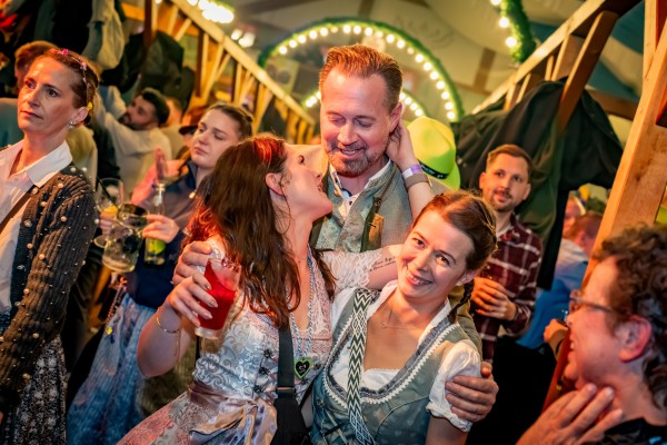 bayernzelt freitag