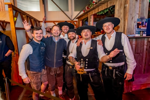bayernzelt freitag