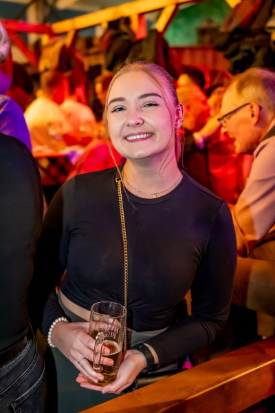 bayernzelt freitag