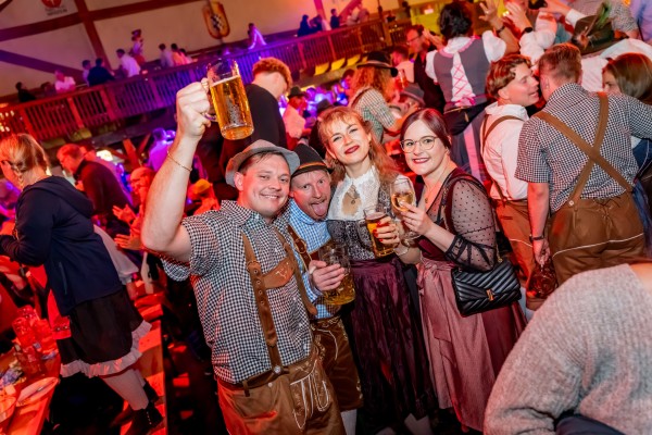 bayernzelt freitag