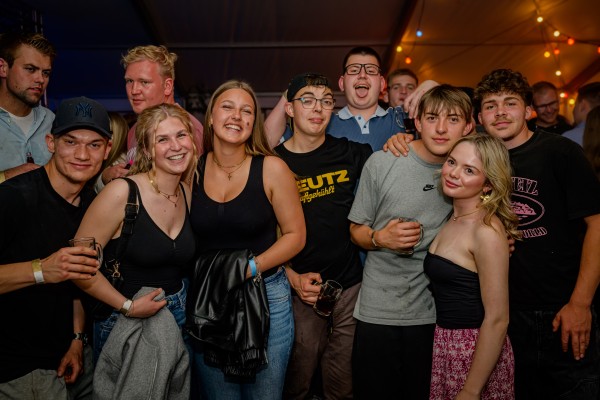 pfingstfest nedden