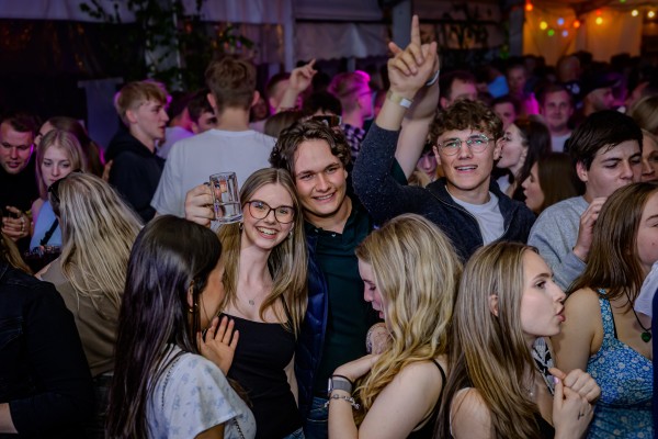 pfingstfest nedden