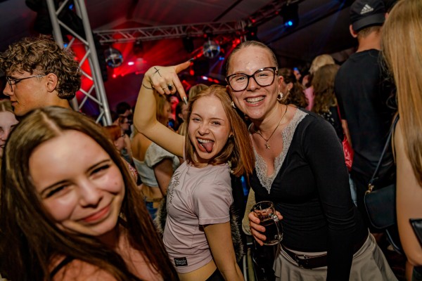 pfingstfest nedden