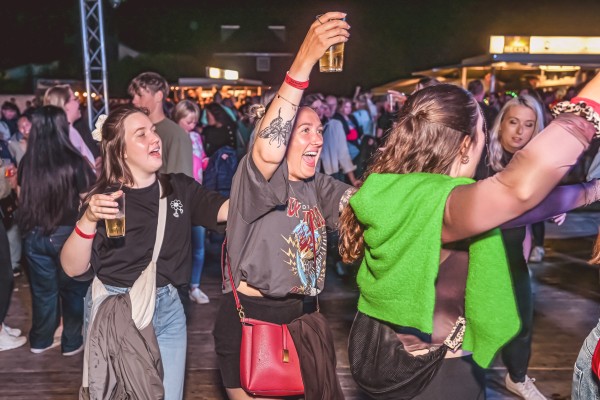 freiluftfete