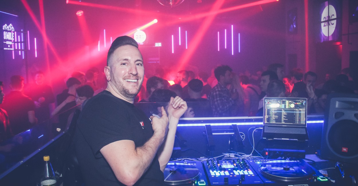26.03.2022 2raumclub