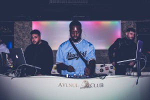 avenue00 44