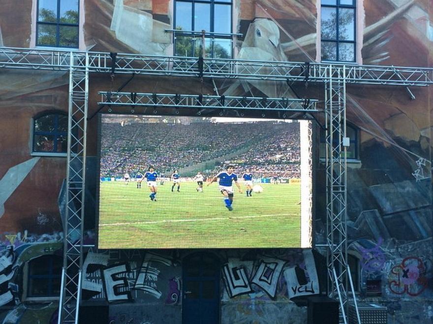 Fussballgucken in der Schlachthofarena