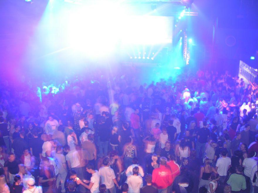 Loud2004