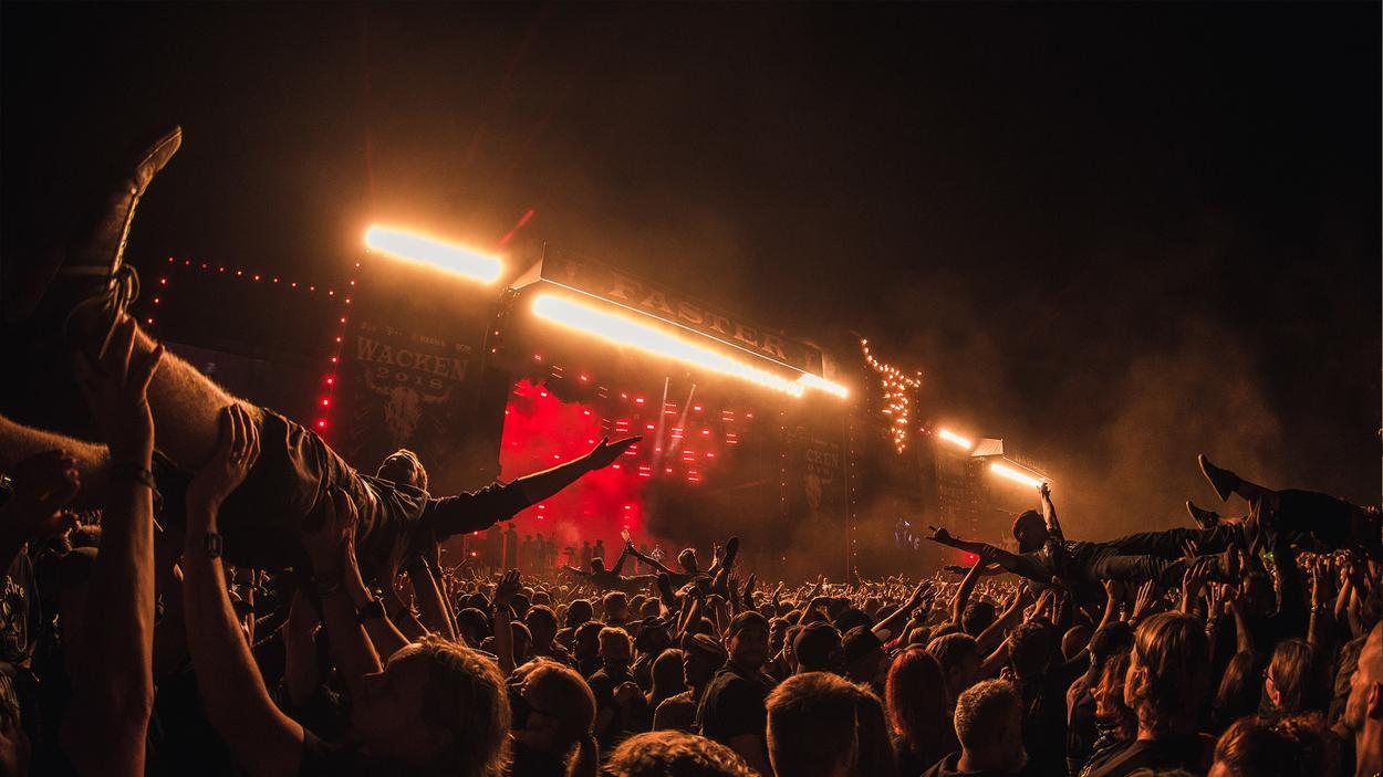Wacken Presse Foto Crowdsurfer 2560x1440