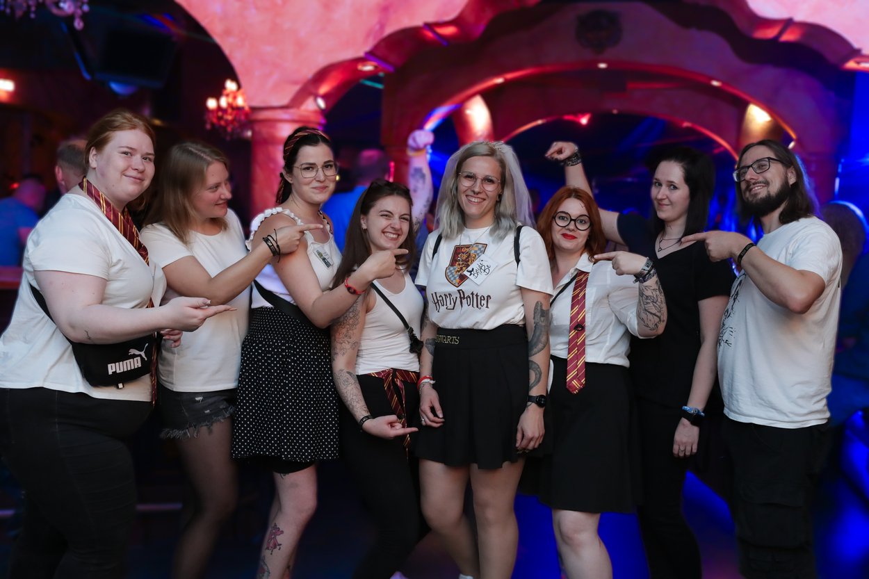  Die Aladin Ü30 Party – Eine heiße Tanznacht in Bremen!