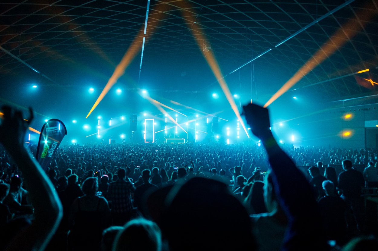 ELECTRIC SEA Festival 2024 in Rostock am 07.12