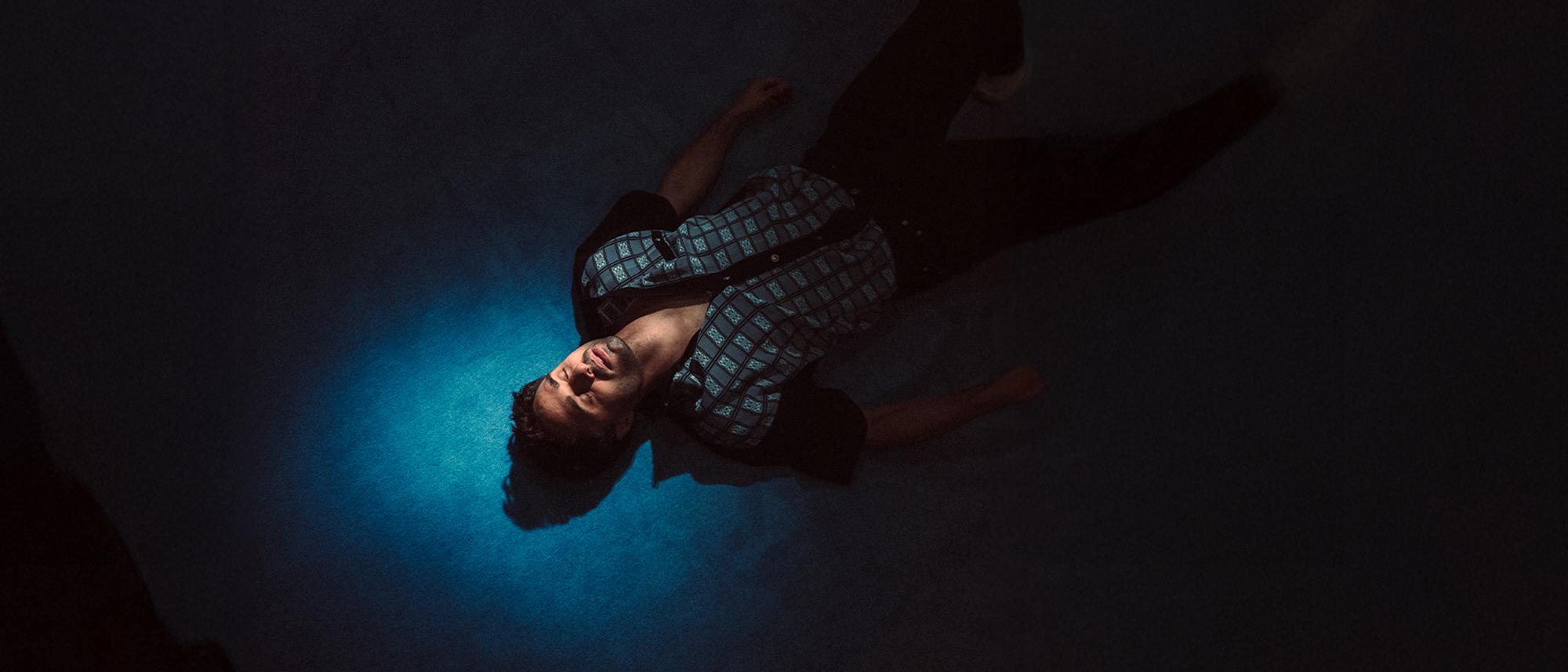 Xavi feiert Anderssein mit neuer Single seltsam und Tour