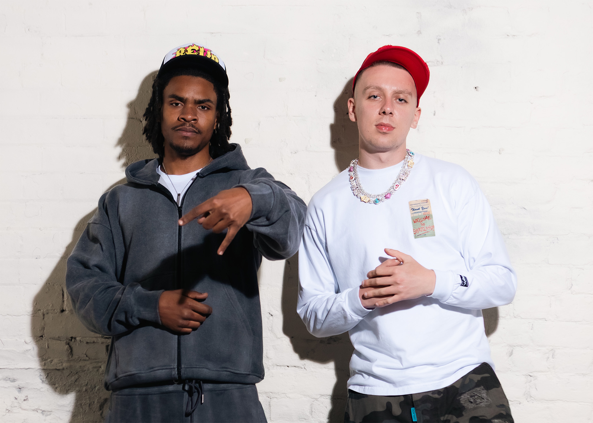 Aitchs neues Album „4“ reflektiert persönliche und musikalische Entwicklung