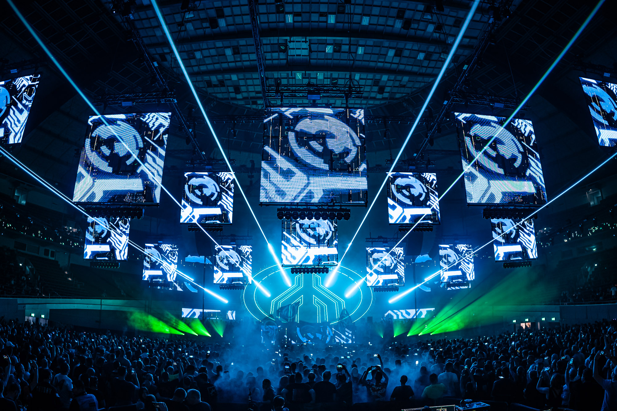 MAYDAY 2026: Techno-Legenden und innovative K&uuml;nstler live