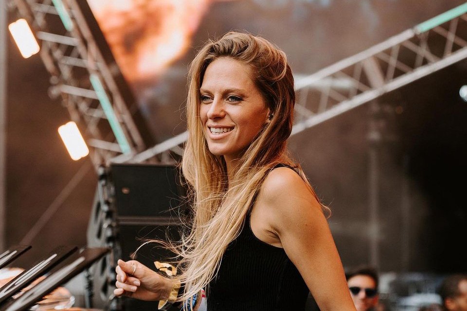 Nora En Pure bringt mit „Senses of Comfort“ Sommerfeeling