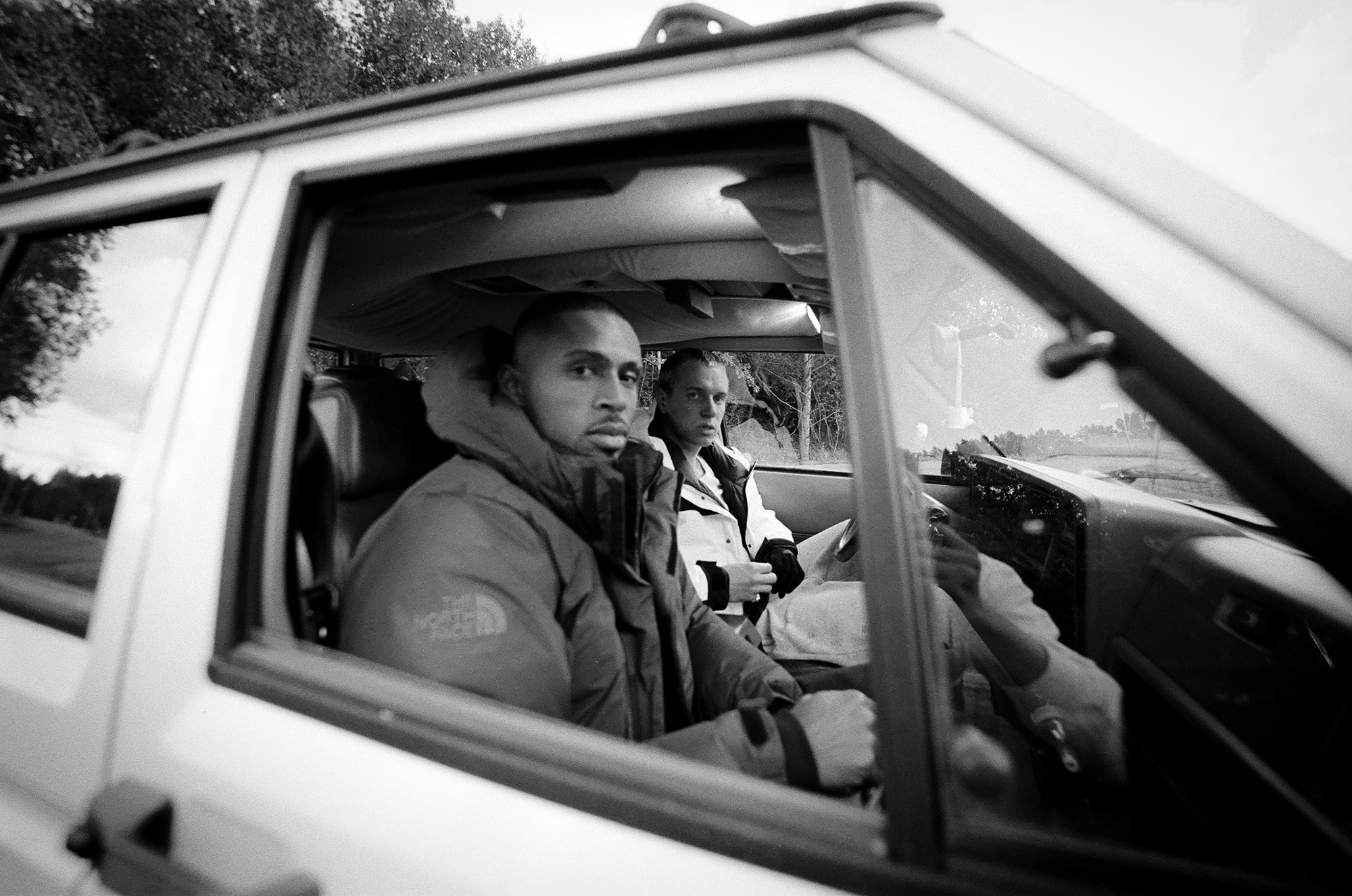 $OHO BANI und Ansu präsentieren ehrlichen emotionalen Deutschrap